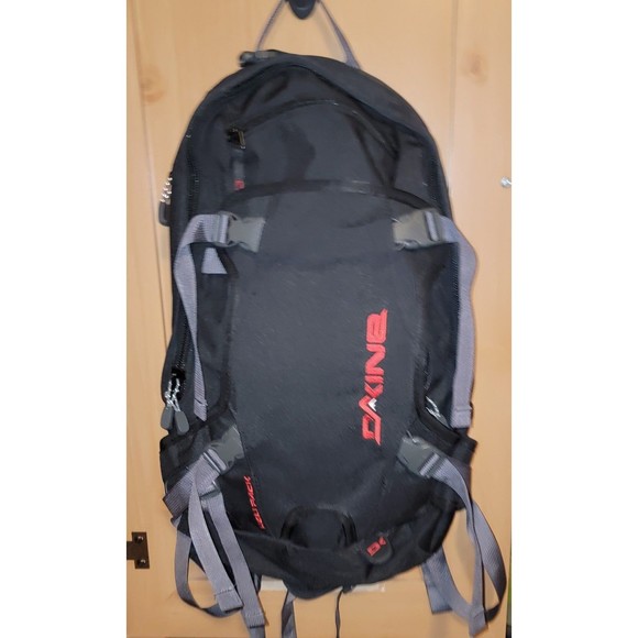 Dakine Heli Backpack - Picture 1 of 4